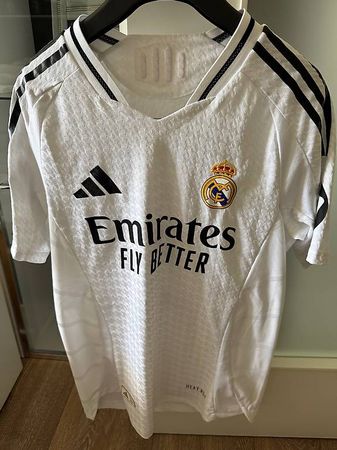 REAL MADRID AUTHENTIC Trikot Home Mbappe Original 24 / 25