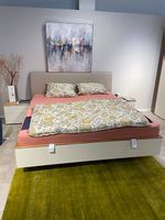 MAB Schlafzimmer bestehen aus Kleiderschrank, Bett und 2x Na