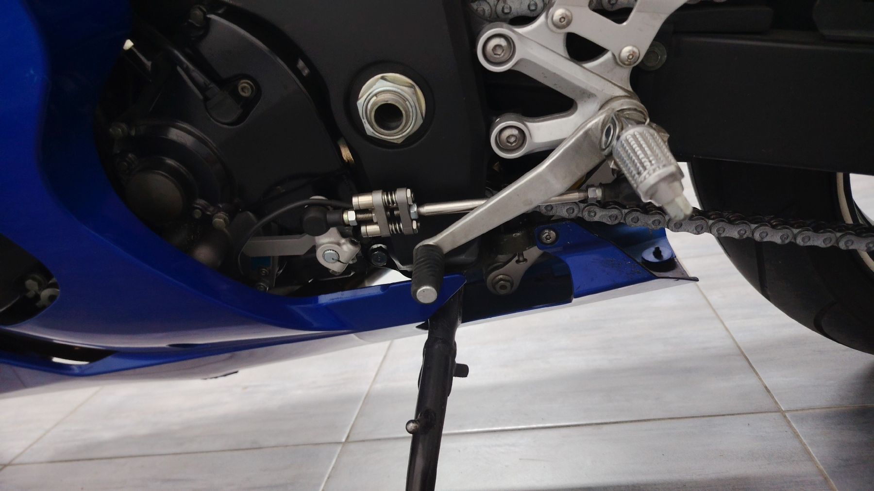 Suzuki Strada: Suzuki gsx-r 600 k5 – Usato da Thalwil venduto da do7_n6rl 3
