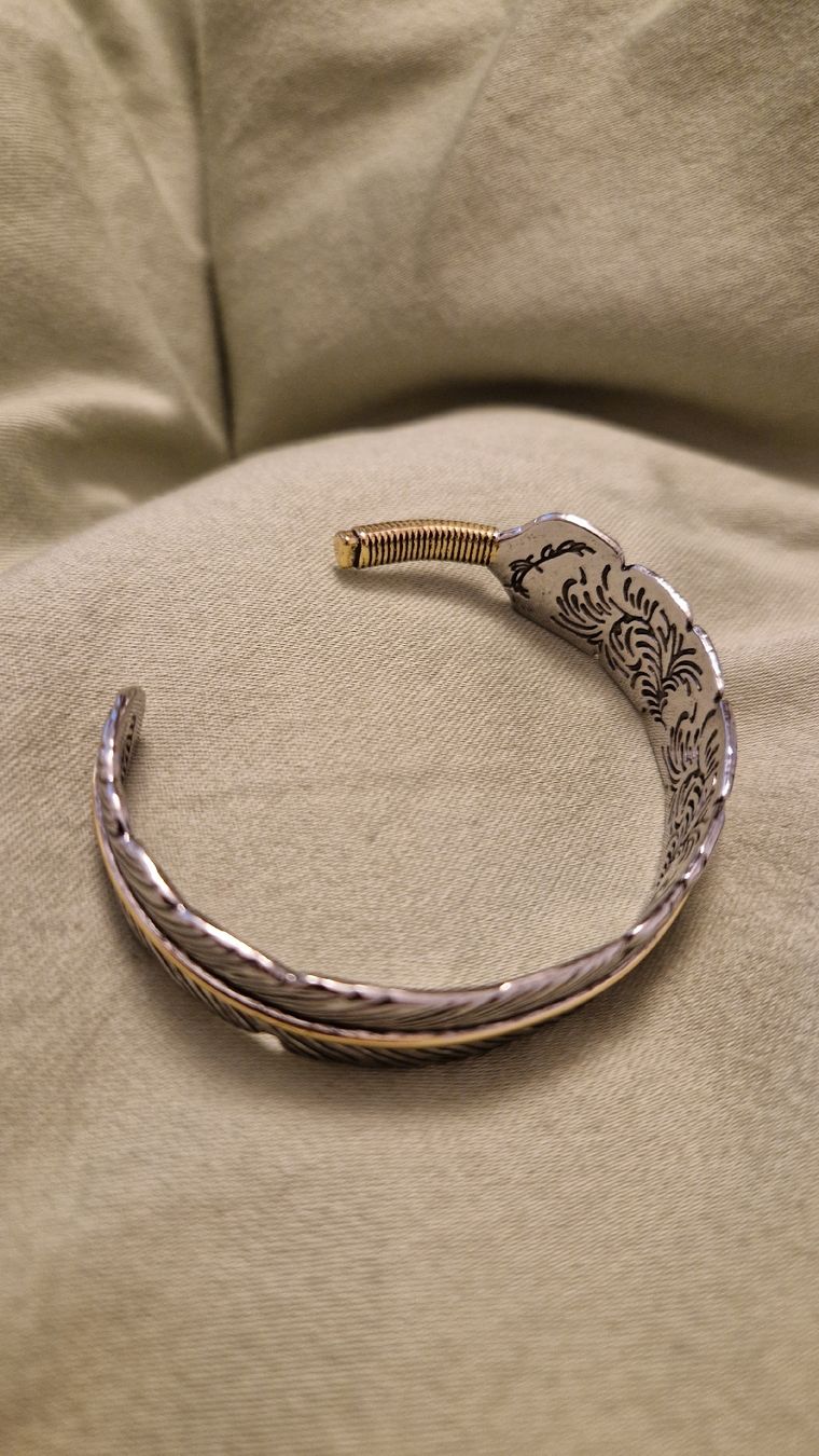 Bracciali & Braccialetti: Feder Armreif - anpassbar – Nuovo (secondo la descrizione) da Safenwil venduto da Lenzburg-Gretzenbach 2