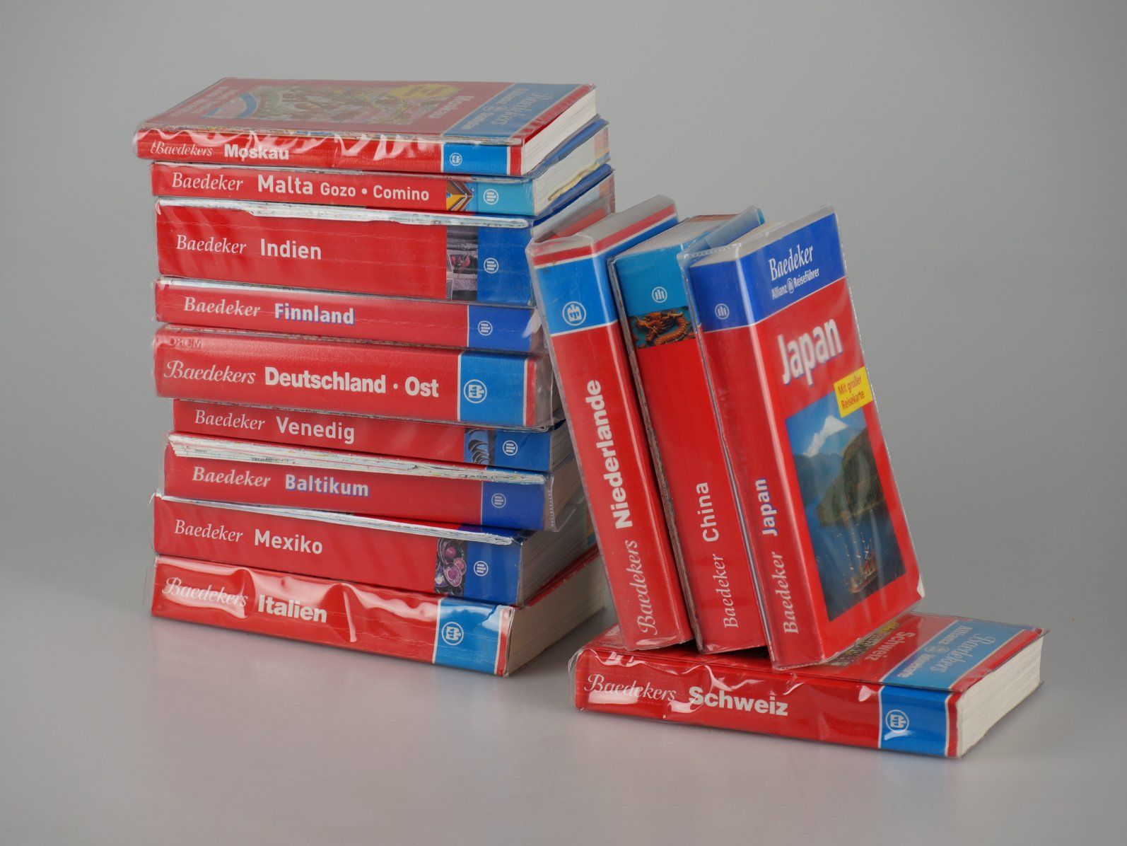 Libri: Allianz Reisebücher Sets – Usato da Rüti ZH venduto da Restwert_Rueti_ZH