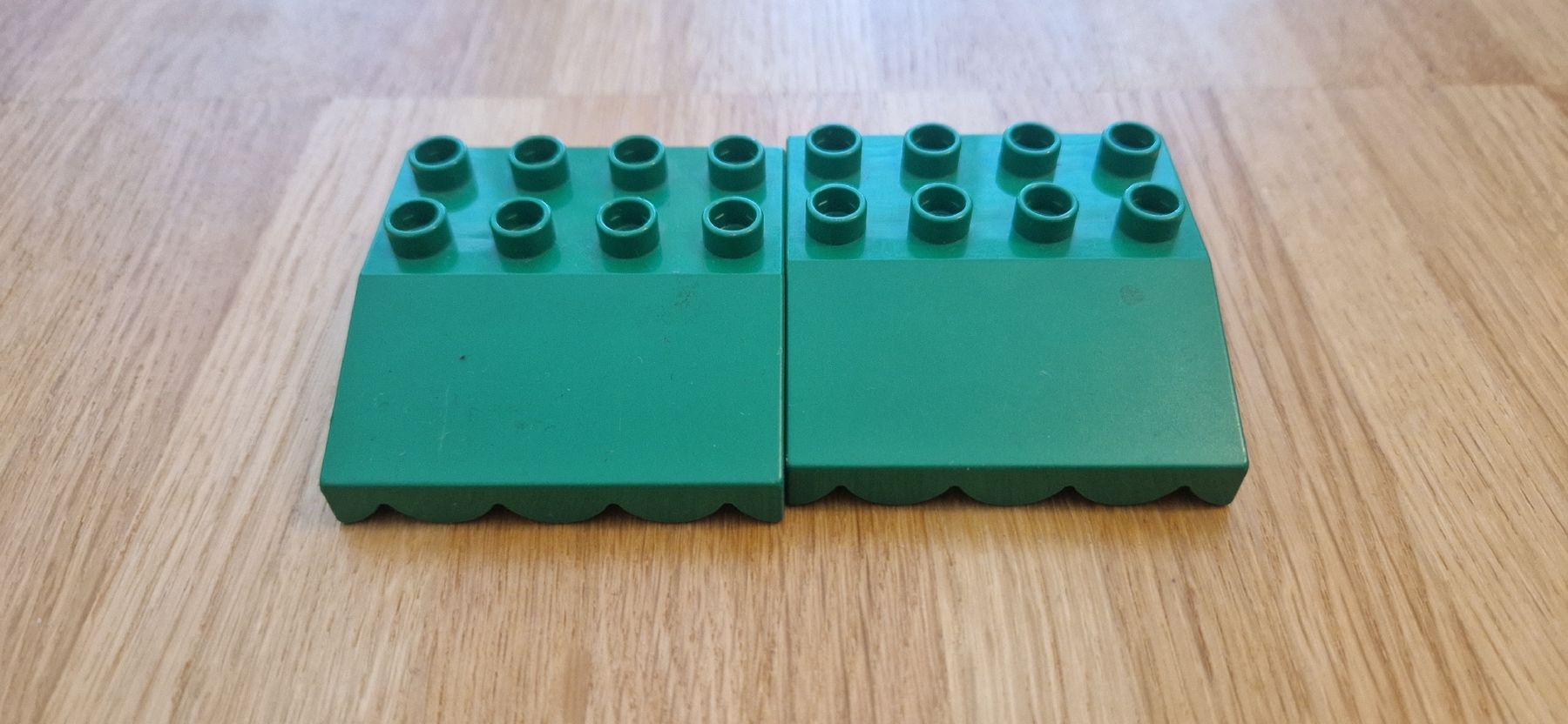 Lego Kit di costruzioni: 2x LEGO Platte / Dachstein Grün – Usato da Riehen venduto da Aconitum