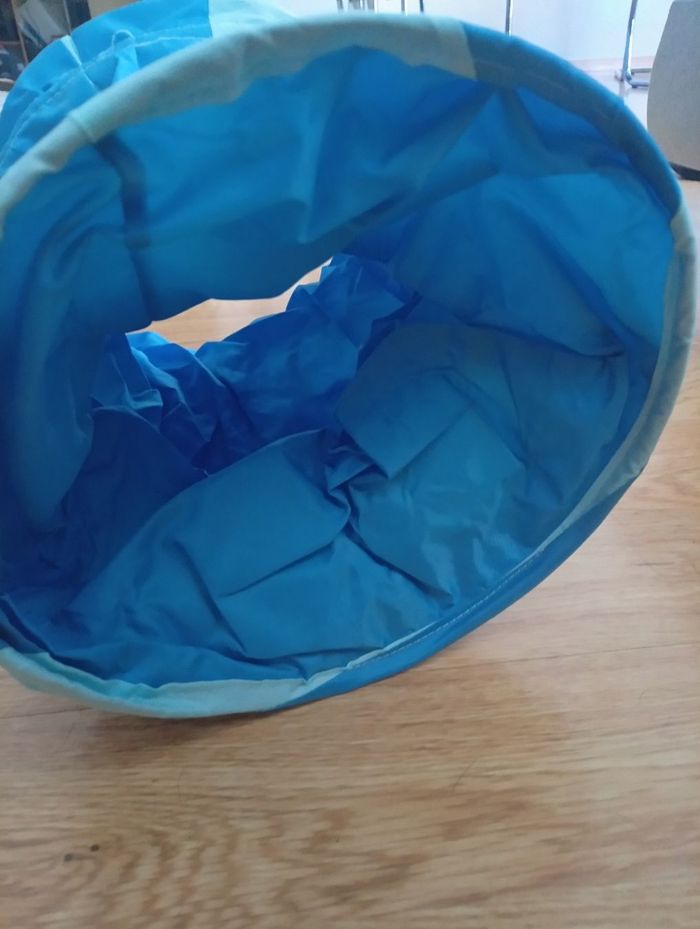 Spielzeuge: Spieltunnel blau gestreift ca 45cm – Gebraucht aus Worben von ersa01 6