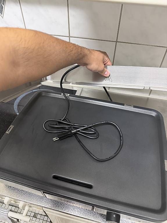Griglie: Tefal Maxi Plancha (Modell CB690D) neu – Nuovo e nell'imballaggio originale da Eschenbach SG venduto da Mernad 2