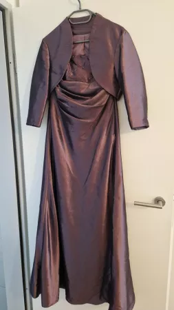 ABENDKLEID