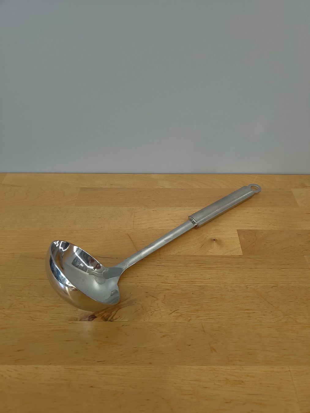 Cuillères: Suppenkelle aus INOX – D'occasion à Emmenbrücke par BlSi 1