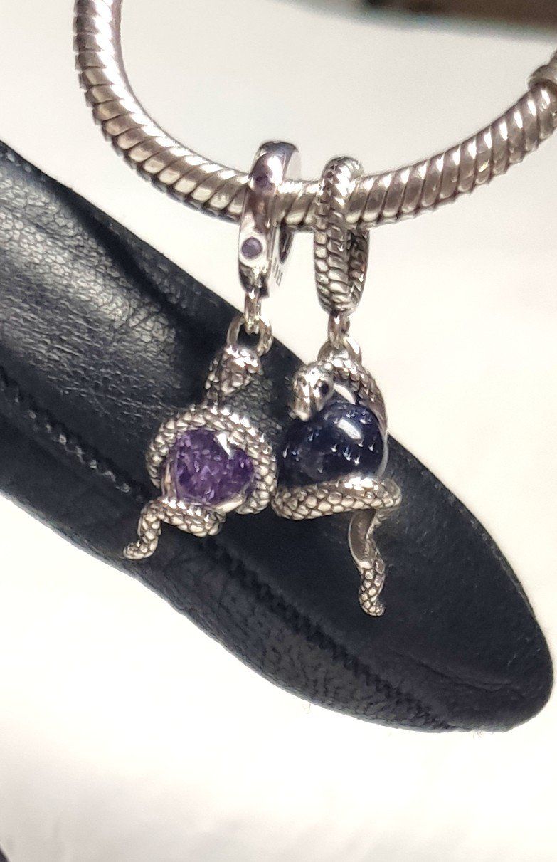 Anhänger: Charme serpent pour bracelet. – Neu und originalverpackt aus Lamboing von Qtrica 1