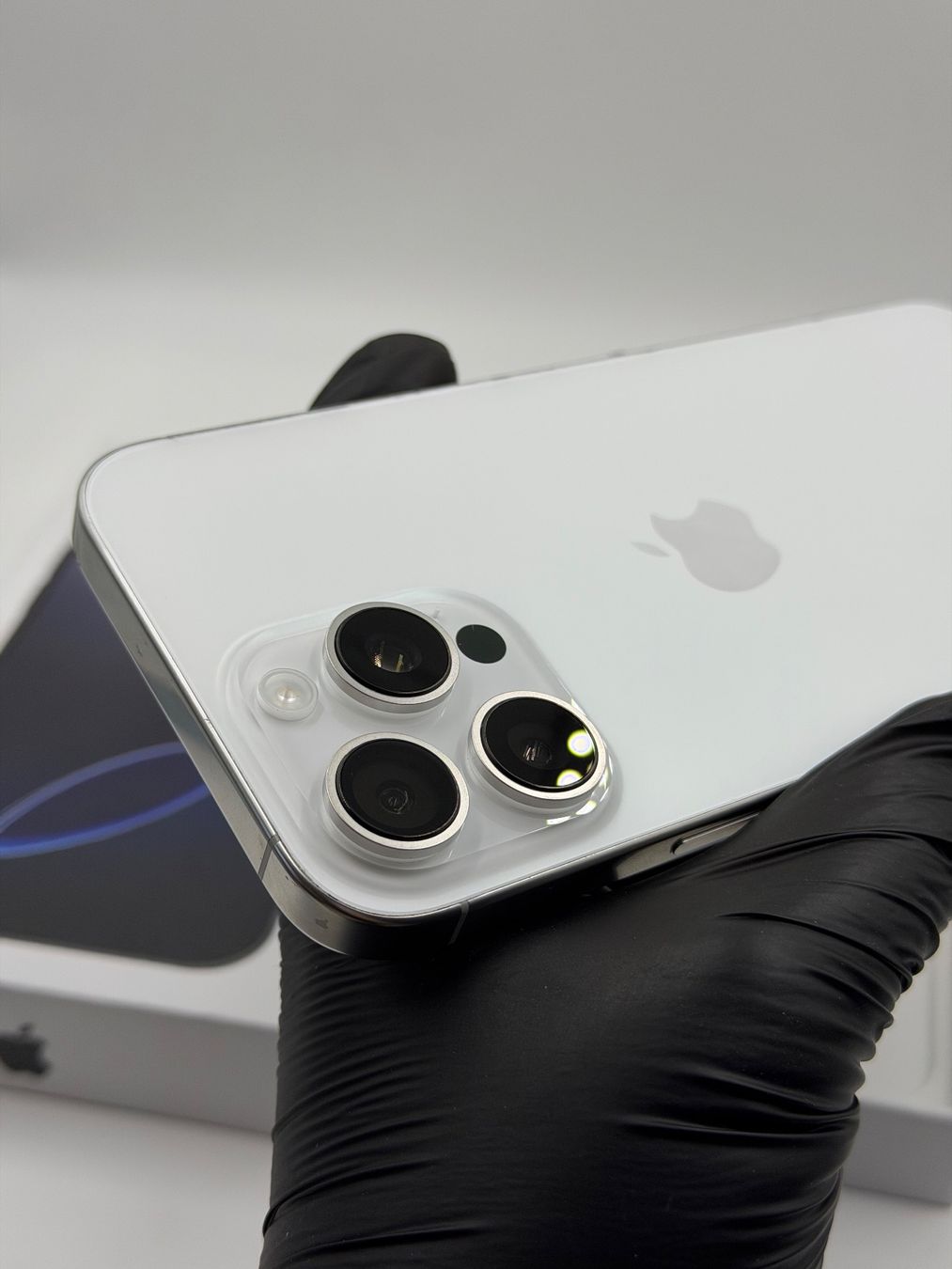 Apple Telefoni cellulari / Smartphones: Apple iPhone 16 Pro Max - 512 GB | Wie neu – Usato da Chur venduto da ReplaceHub 3