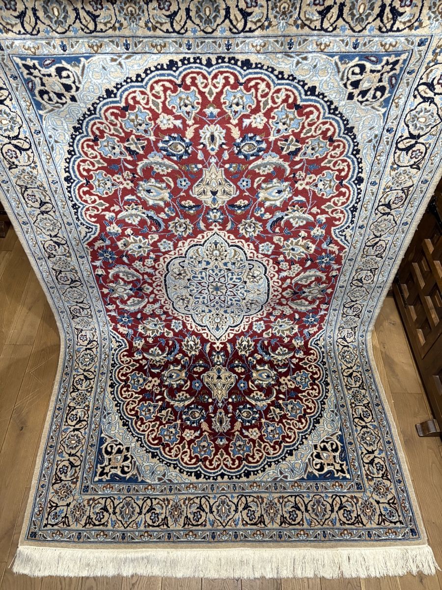 Nain Tappeti: Der Edle Nain Perserteppich / Seidenteppich – Usato da Bennau venduto da Mayer_Carpets 2