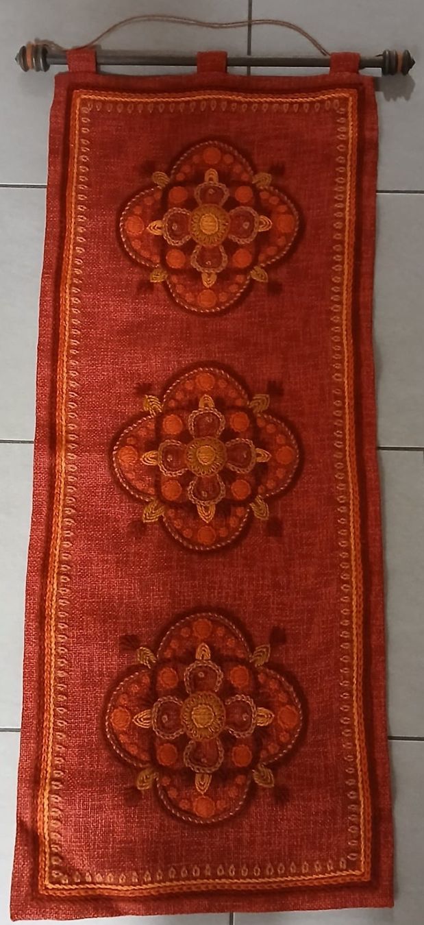 Tutte le decorazioni: Wandbehang – Usato da Krauchthal venduto da mago371