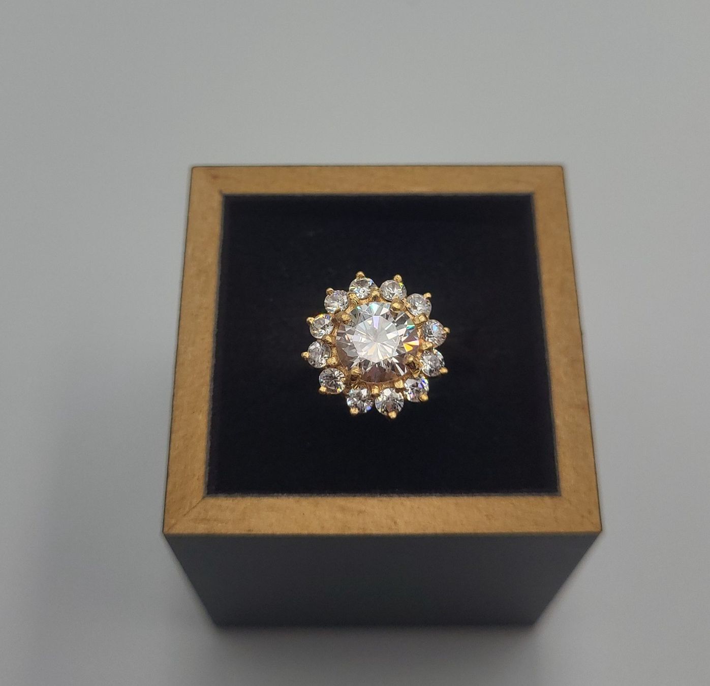 Anelli: Gold 585 Ring Mit Steine – Usato da Wald ZH venduto da Dasilver 3