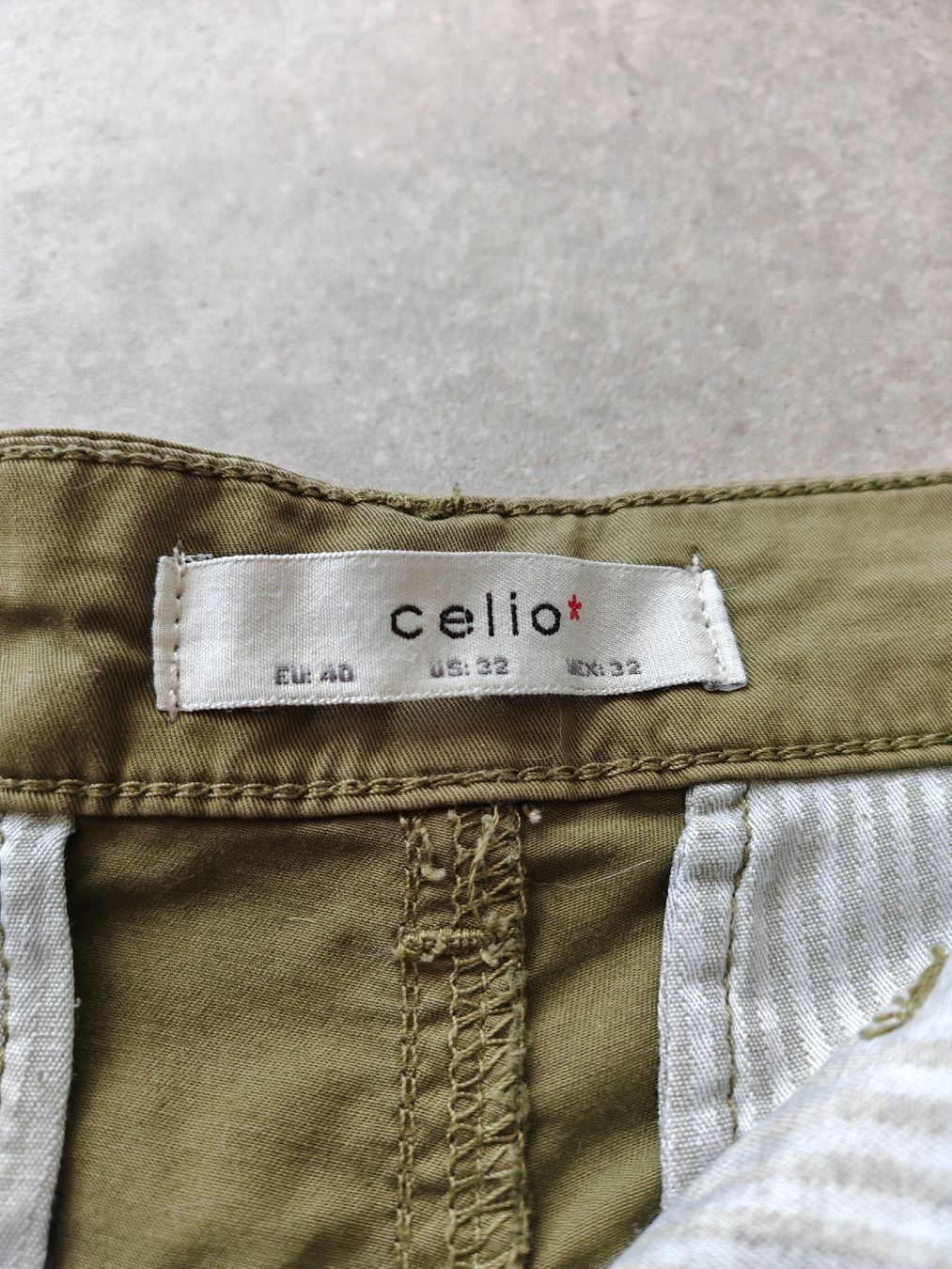 Hosen: Short kaki imprimé homme Celio – Neu (gemäss Beschreibung) aus Longirod von DigiSmart 2