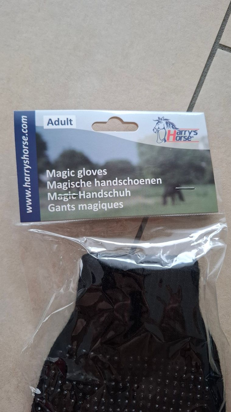 Guanti & manicotti: Harry's Horse Magic Gloves / Noppenhandschuhe – Nuovo e nell'imballaggio originale da Rickenbach b. Wil venduto da Beautiful.Things 2