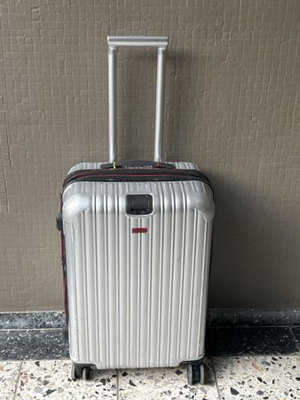 Koffer Premium Viaggio silber Handgepäck guter Zustand