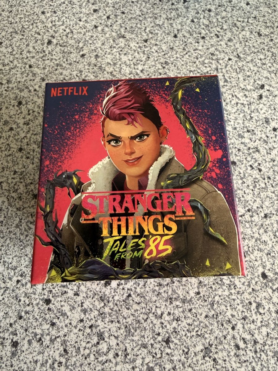 Mc Donald's Statuette: McDonalds Stranger Things Nikki  – Nuovo e nell'imballaggio originale da bern venduto da Wankdorf_Retro