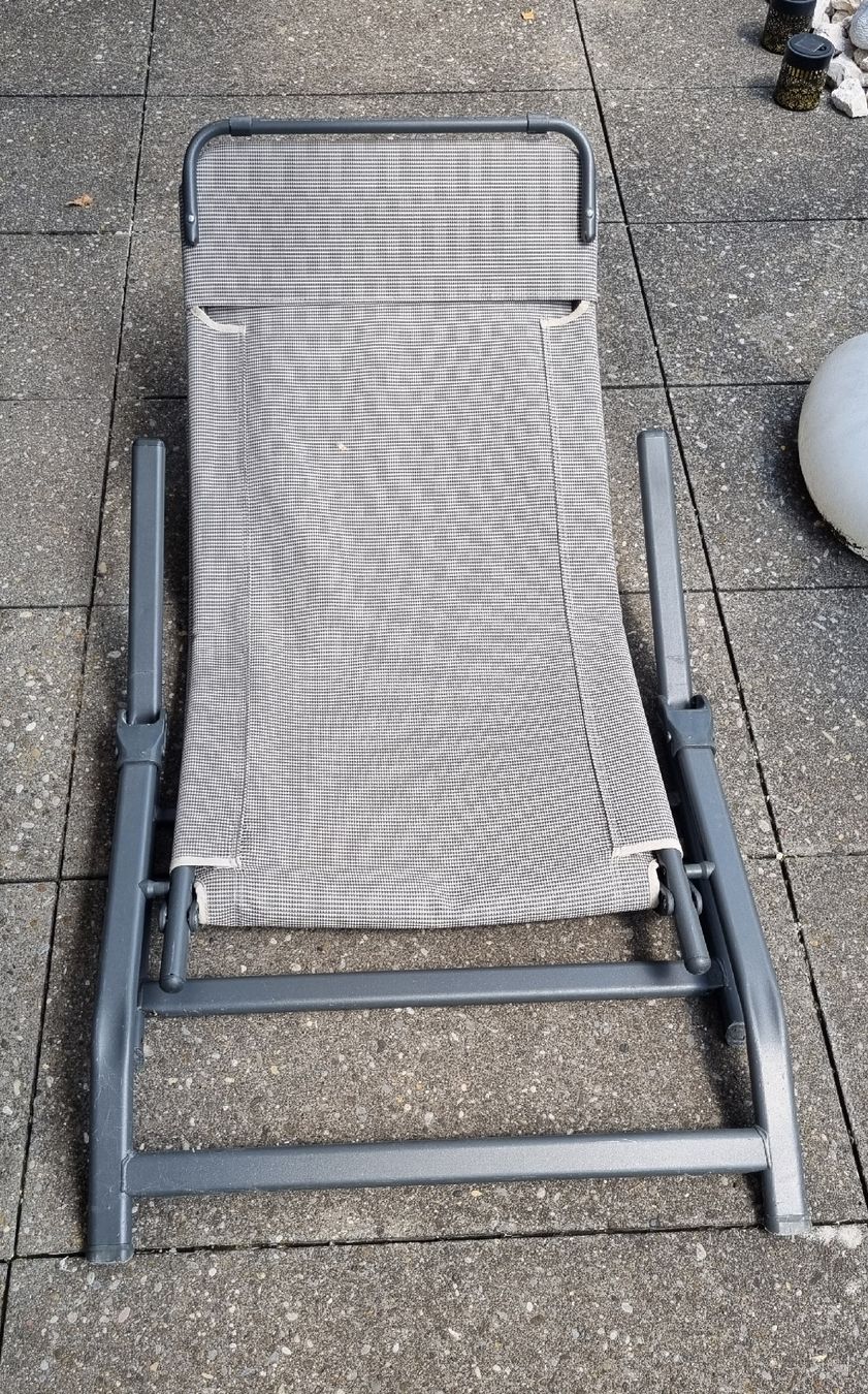 Chaises longues: Liegestuhl abthrazit – D'occasion à Buchs AG par alp_x87d 4