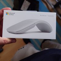 Microsoft Surface Arc Mouse Souris Arc neu