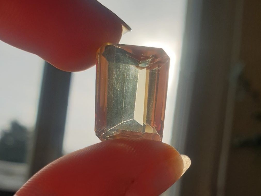 Pietre preziose: Quartz citrine jaune taillé - 20,8 ct – Nuovo (secondo la descrizione) da St-Cergue venduto da cal_wsm9 5