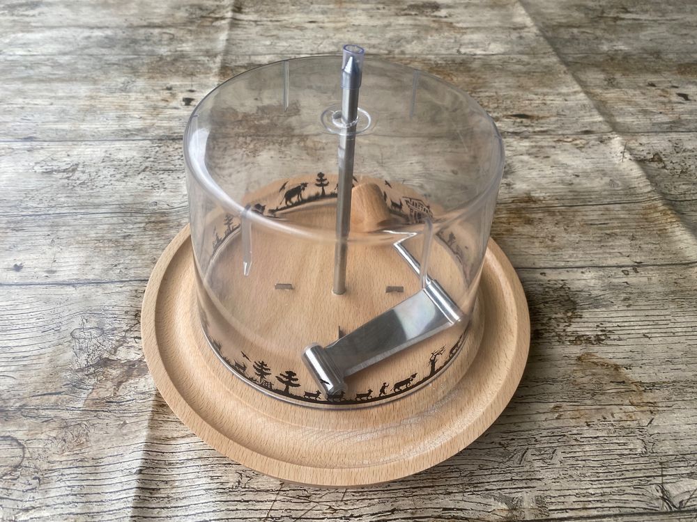 Girolle Tête de Moine mit Scherenschnitt-Muster (Gebraucht) in Brugg AG ...