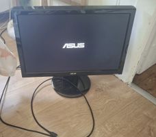 ASUS Bildschirm 20 Zoll