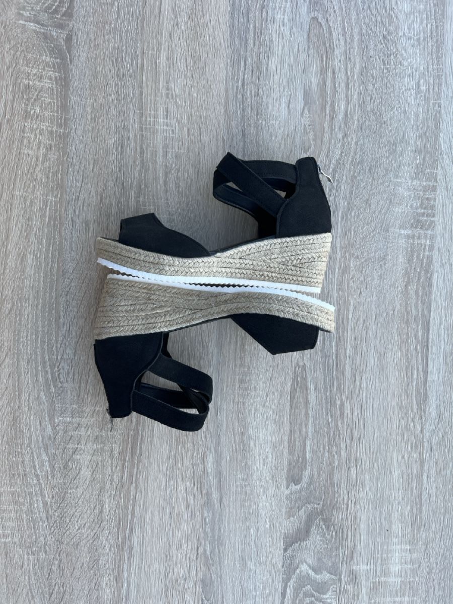 Scarpe da donna: Neue Sandaletten schwarz Grösse 38 – Nuovo e nell'imballaggio originale da Oberriet SG venduto da Subi2011 2