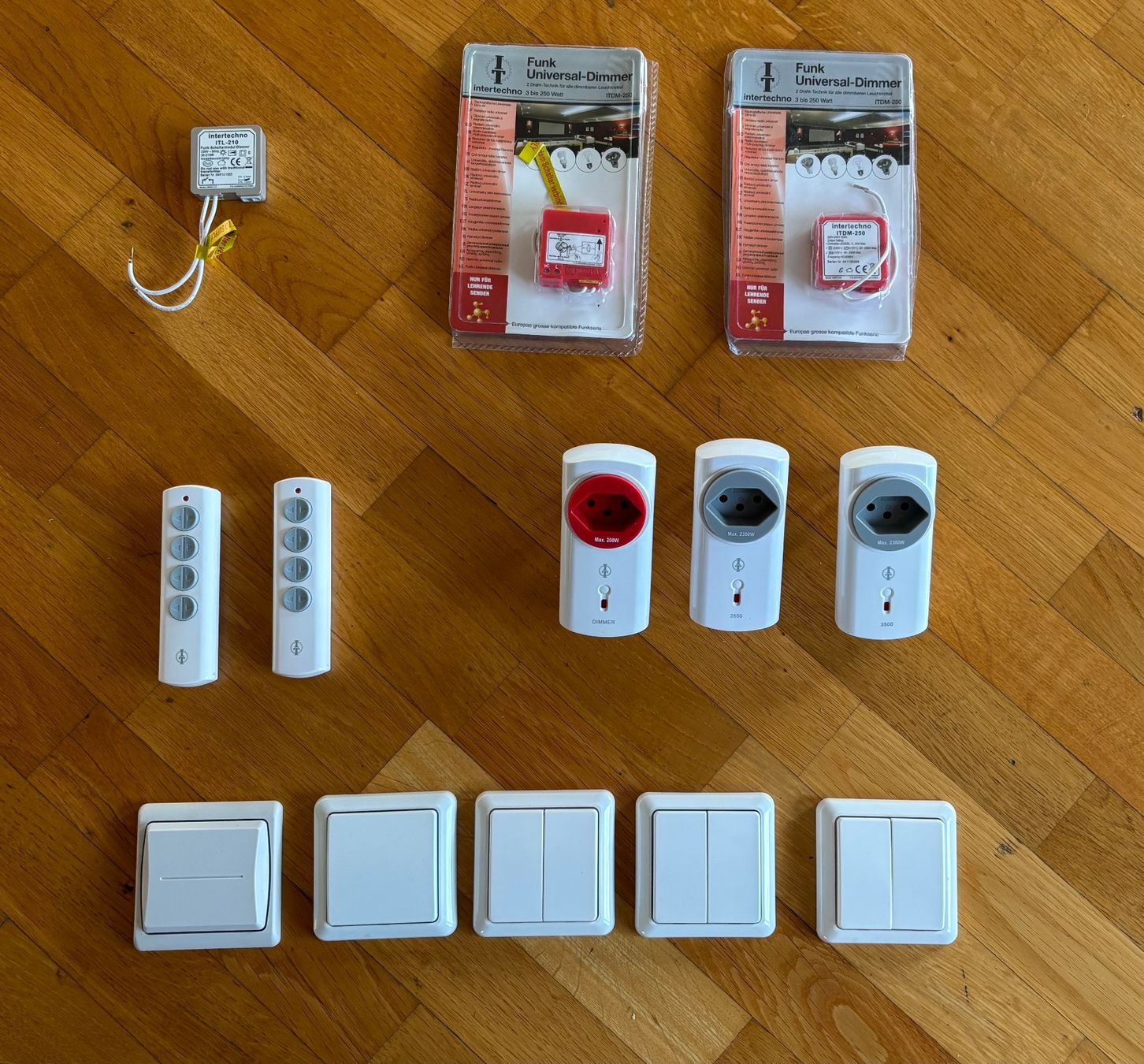 Schalter: Internechno Funkschalter + Dimmer ***TOP Zustand*** – Gebraucht aus Dübendorf von Alf711