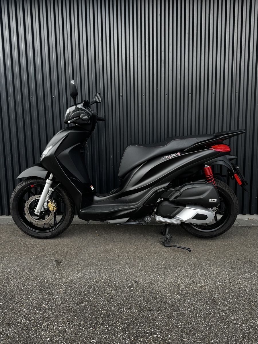 Piaggio Scooter: Piaggio Medley 125 Roller nur knapp 800Km – Nuovo (secondo la descrizione) da Biberist venduto da bus_9md2 4