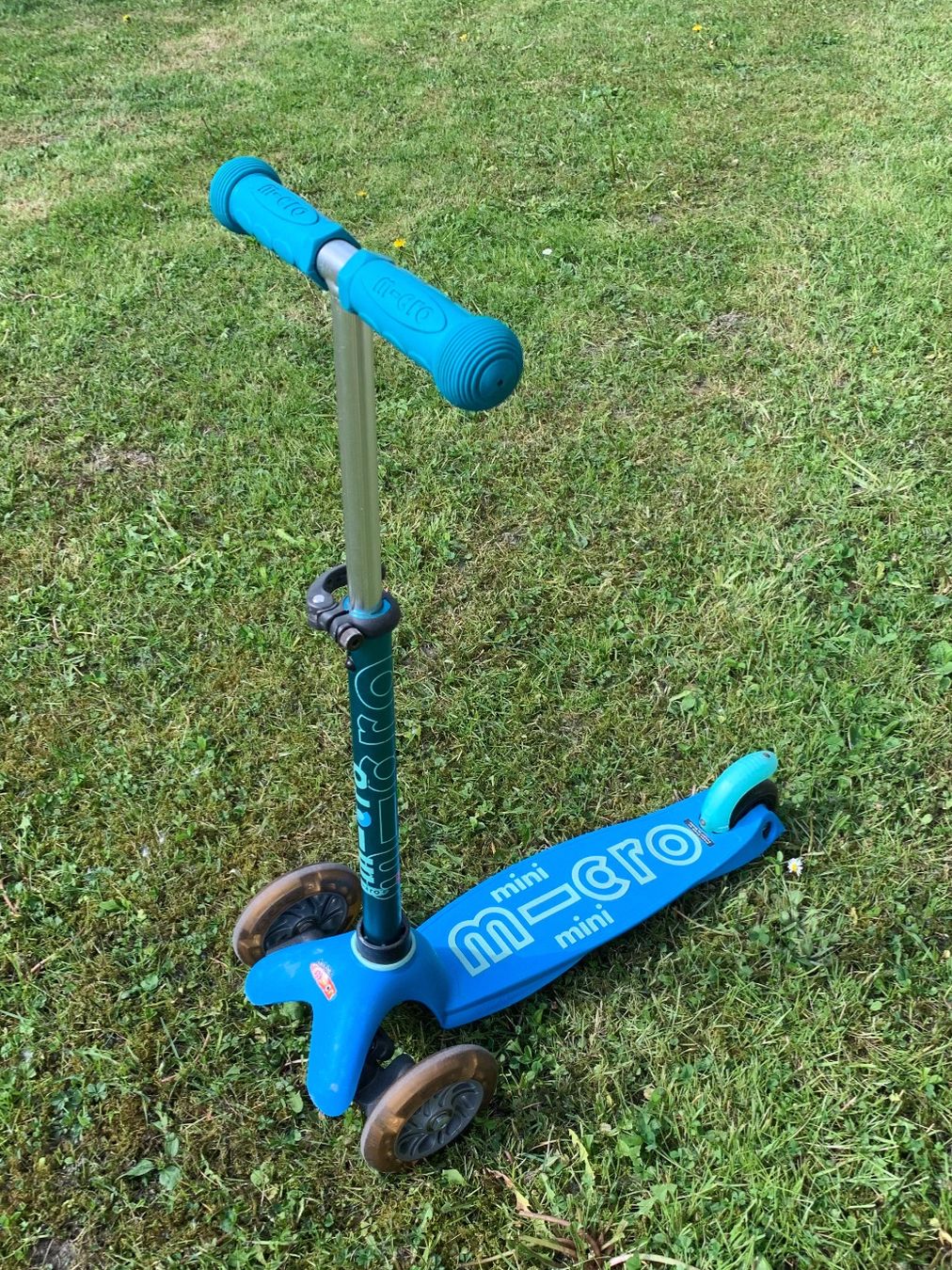 Micro Kickboard: Micro Mini Scooter - Trotti, blau/türkis – Usato da Mollis venduto da wah_p9lr