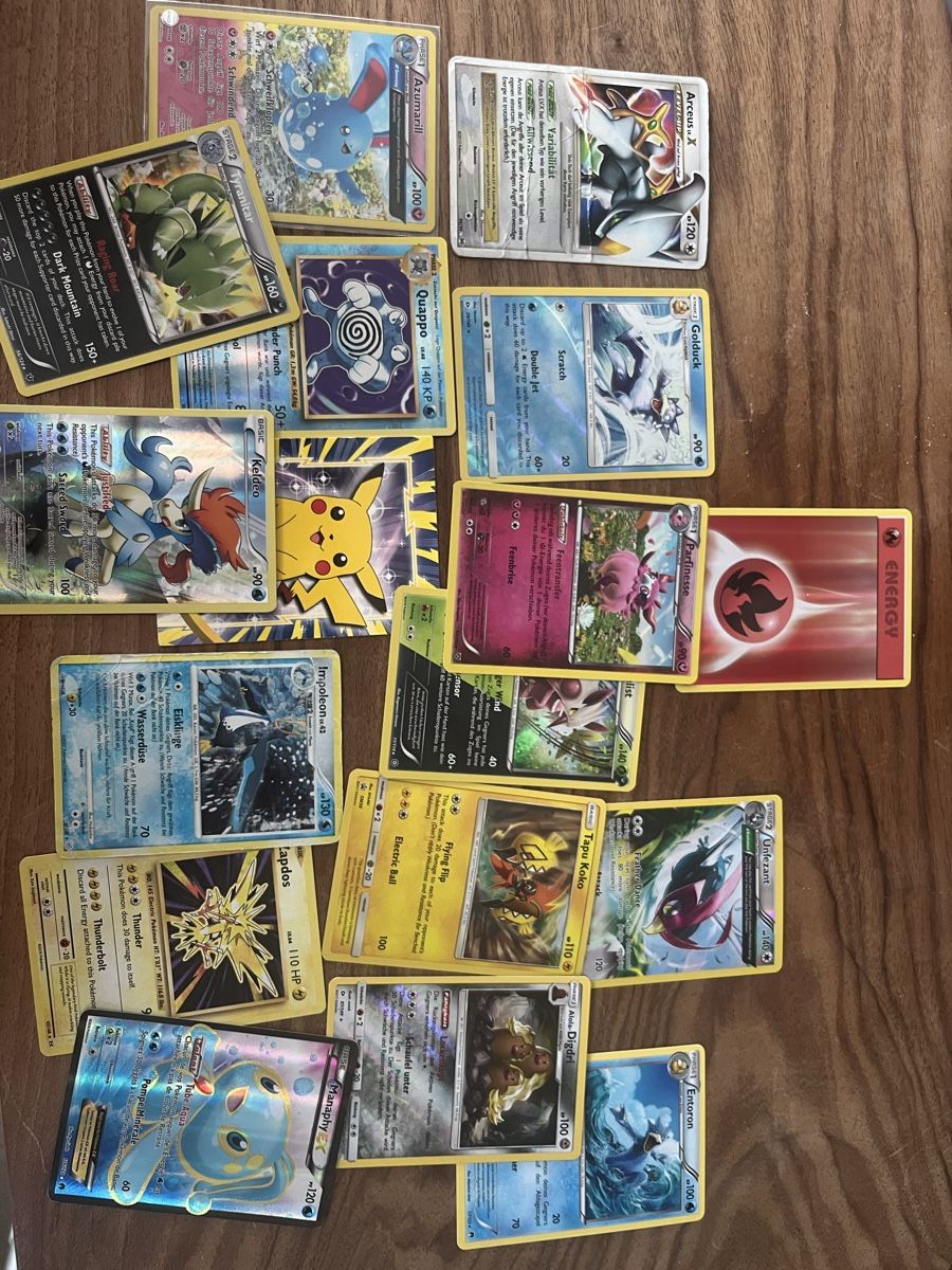 Pokémon Cartes à collectionner: Random Pokémon Karten – D'occasion à Zuerich par ale_qxr2
