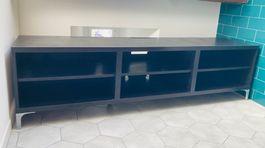 TV-Möbel Besta IKEA schwarz mit Metallfüssen gebraucht