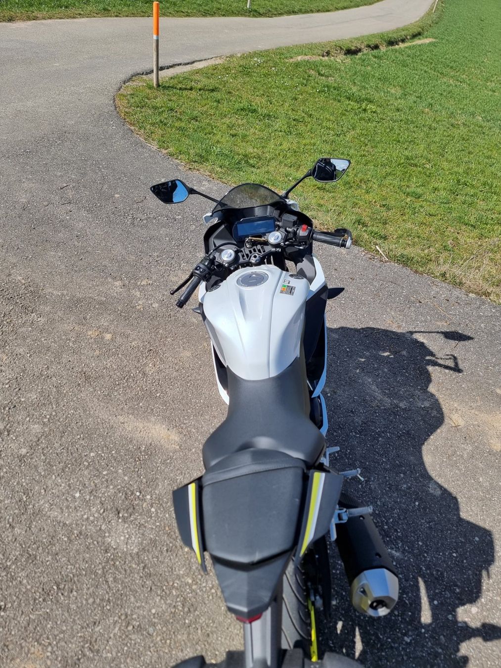 Yamaha Strada: Yamaha YZF-R125 – Usato da Langenthal venduto da mih_nx8d 2