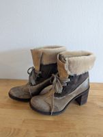 Manas Design Lederstiefel mit Fellbesatz / Damenschuhe