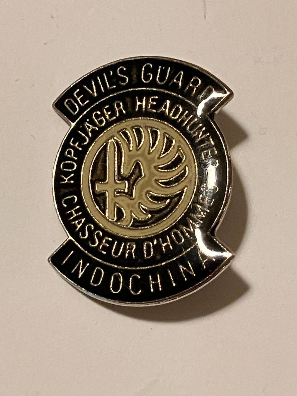 Plaquettes & Badges: 1 Pin Devil's Guard Kopfjäger Indochina – D'occasion à Basel par djwwpp
