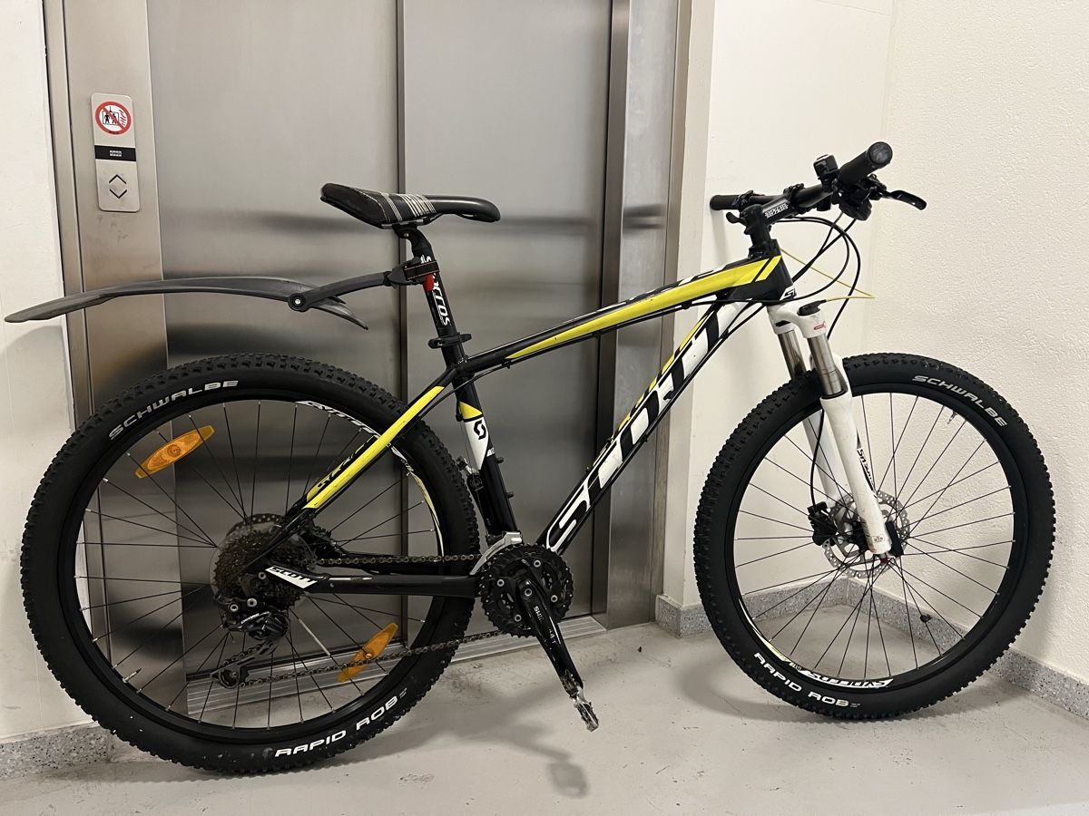 Scott Vélos: Scott Scale 770 M – D'occasion à Urdorf par montech 1