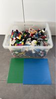 Lego Bausteine Set mit 2 Grundplatten