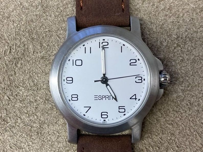 Esprit Orologi: ESPRIT Uhr ca. 80er Jahre Quartz – Usato da St. Gallen venduto da galluswatches