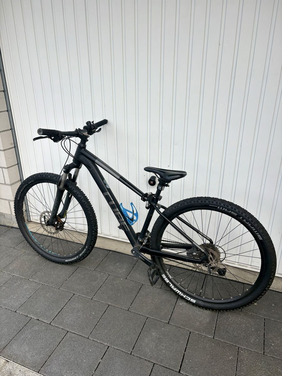 Cube Velos: Cube Aim Race Mountainbike  – Gebraucht aus Rothrist von Shaun8 4