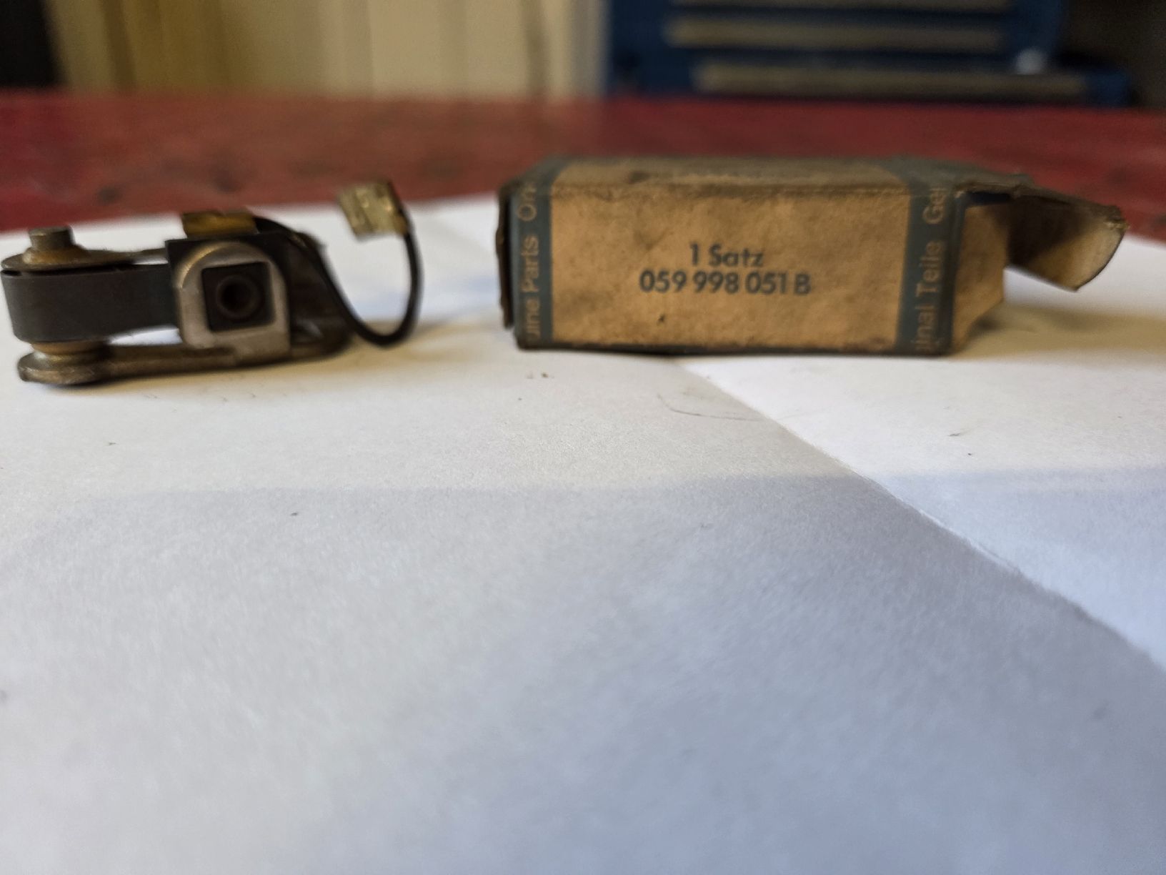 Volkswagen Tutti pezzi di ricambio auto: VW Audi Unterbrecher Original NOS – Nuovo e nell'imballaggio originale da Eichberg venduto da Schmid-Motos 3