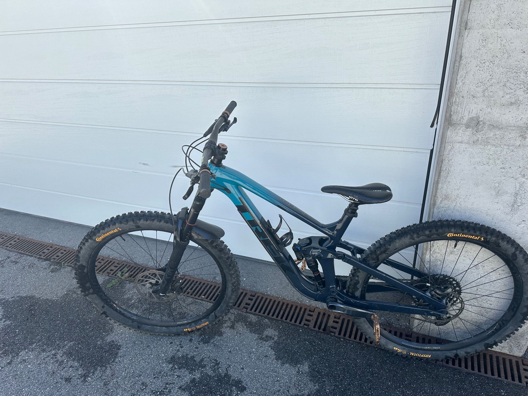 Biciclette: Trek Slash Gr. M/L Gen5 Fully – Usato da Lantsch/Lenz venduto da Lenzi1 6