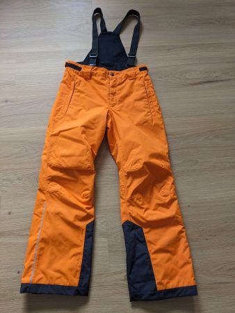 neuwertige Reima Skihose mit abnehmbaren Trägern Gr. 152