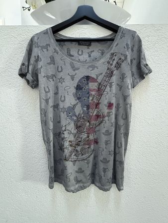 PRINCESS GOES HOLLYWOOD Shirt