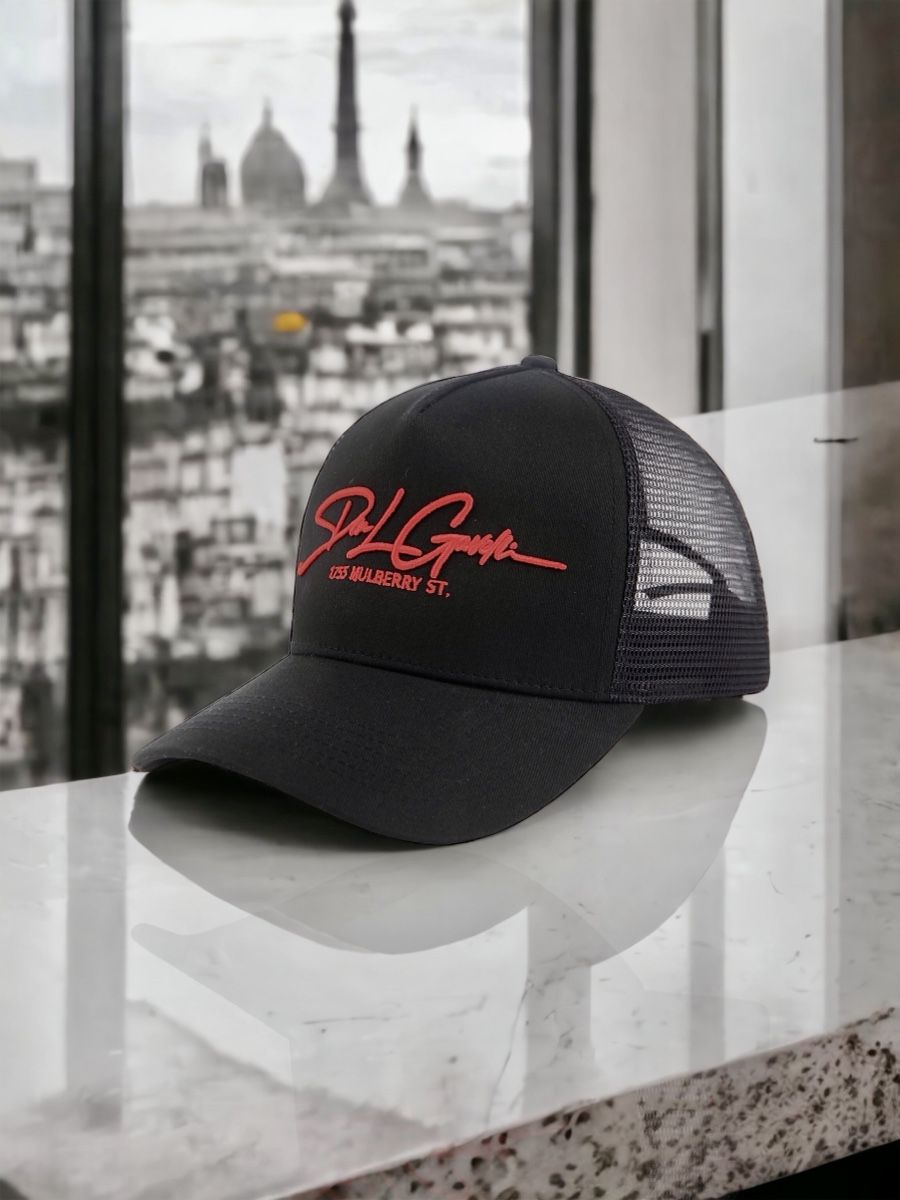 Copricapi, berretti & cappellini: Neue verpackug schwarz Trucker Cap – Nuovo e nell'imballaggio originale da Laax GR venduto da Pajulinka