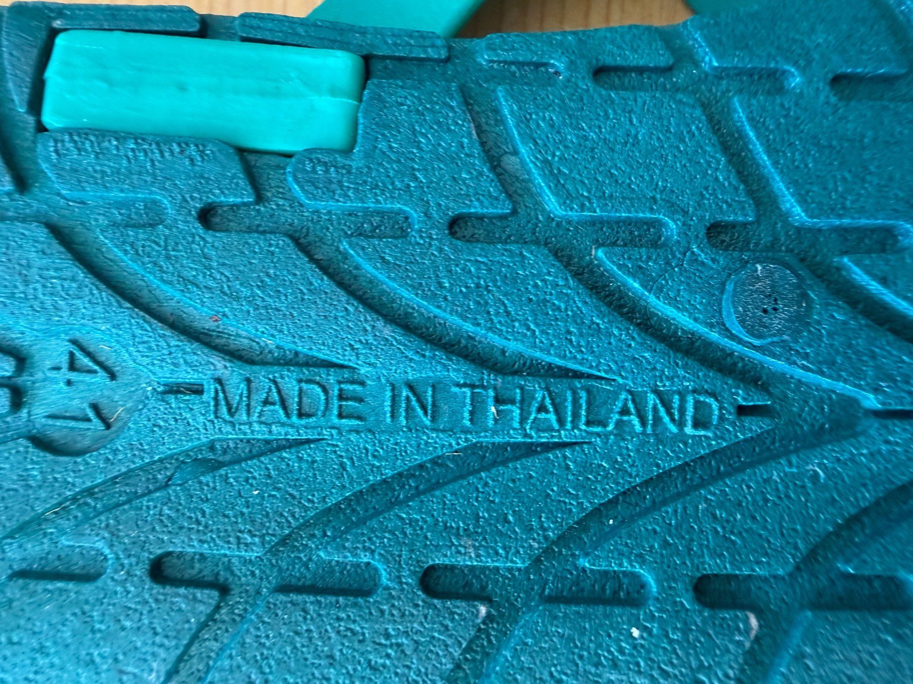 Herrenschuhe: Flip-Flops Grösse 41 Grün – Gebraucht aus Kirchdorf AG von coco123 2
