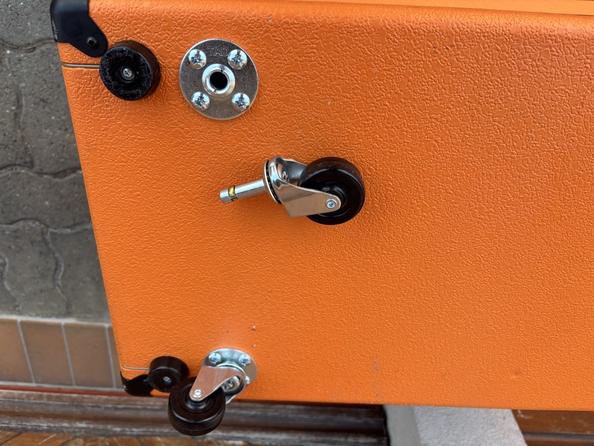 Strumenti musicali: Baffle Matamp 2x12 Greenback Orange – Usato da Yverdon-les-Bains venduto da DoctorGuitar 7