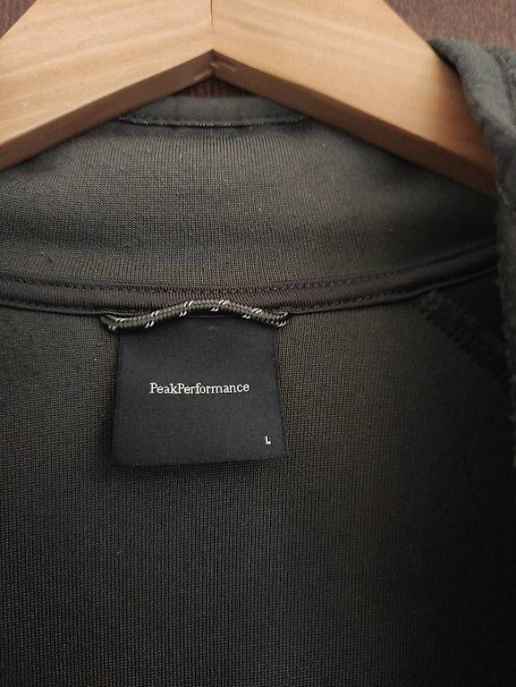 Jacken: Peakperformance Fleece size L  – Gebraucht aus Carona von ufd_ncr8 2