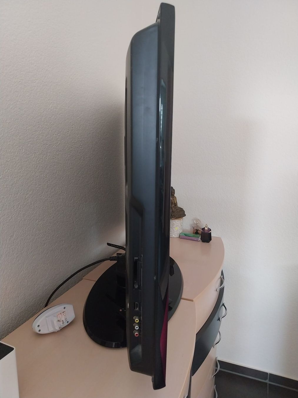 Samsung Fernseher: Samsung Fernseher – Gebraucht aus Dintikon von Devon34 4