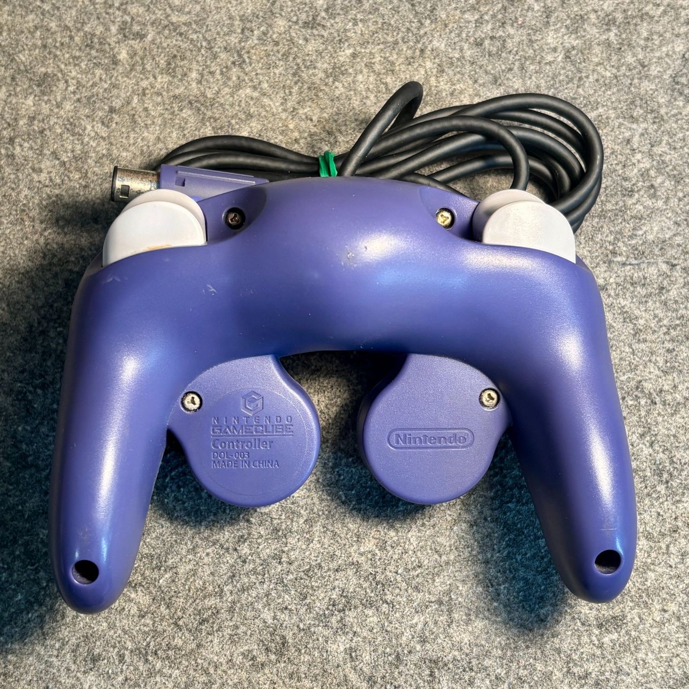 Nintendo Manettes: Gamecube Controller Original Violett – D'occasion à Mollis par GamingCorner 1