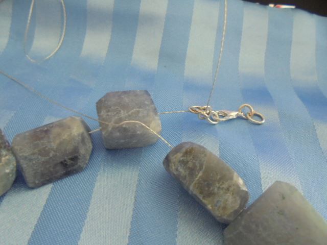 Catenine: Collier Lolite Sonnenstein + Rosenquarz – Usato da Hinwil venduto da Glasperlen 5