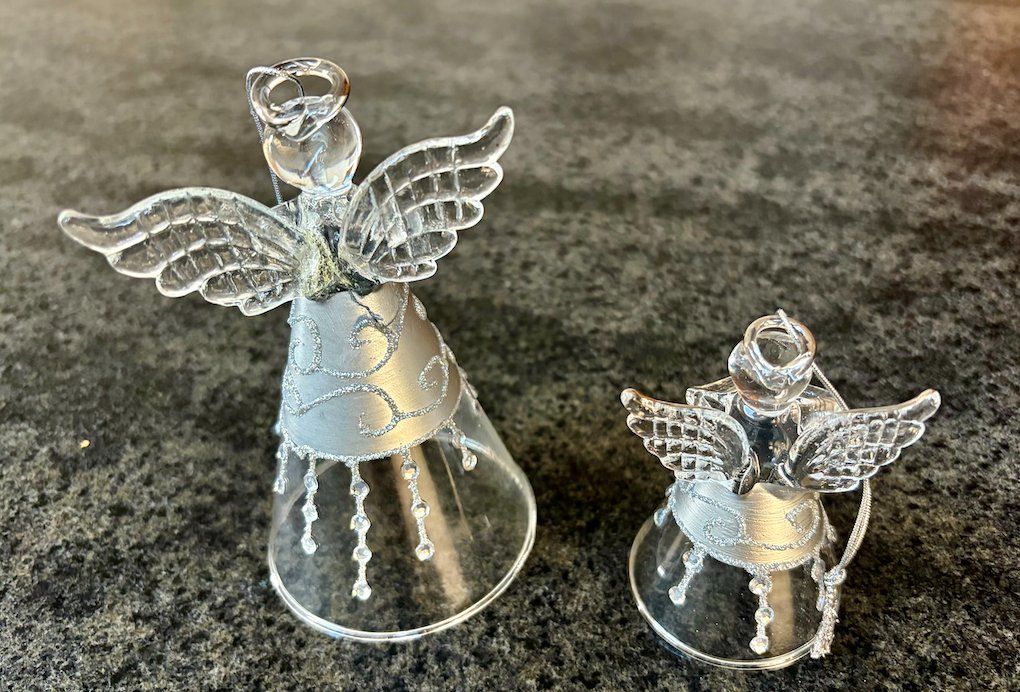 Tutte le decorazioni: Deux anges décoratifs en verre. – Usato da Châtillon JU venduto da laoo 1