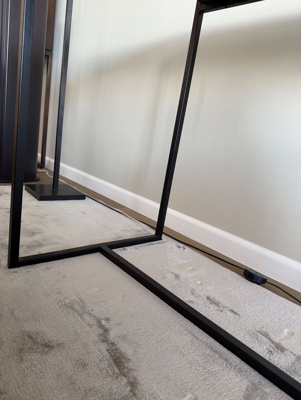 Tische: Beautiful versatile table. – Gebraucht aus Kilchberg ZH von Chua 4